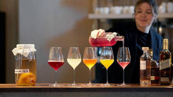 Bar på restaurangen Arctic Bath i Norrbotten.