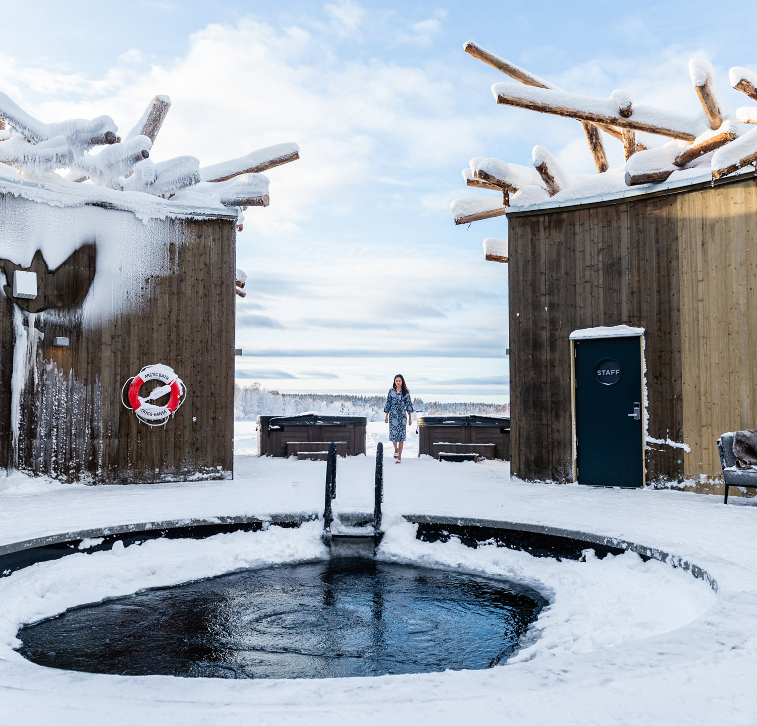 Stillhet, natur og arkitektur i perfekt balanse.